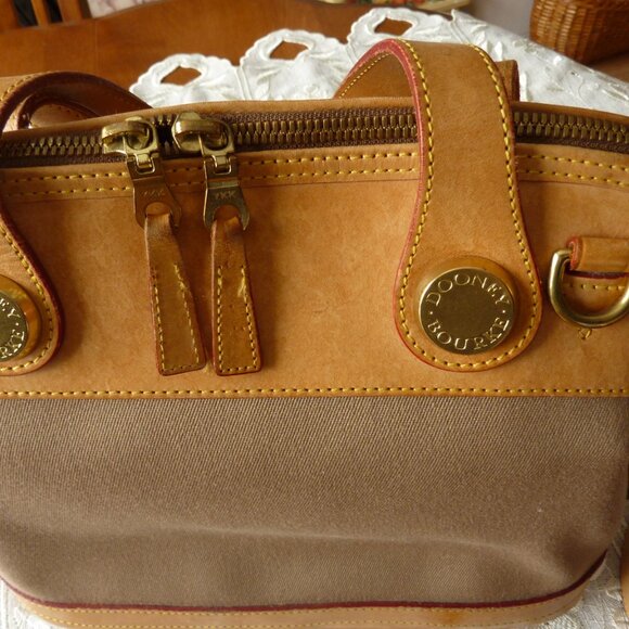 Vintage Dooney Bourke 1980 handbag - Picture 2 of 4